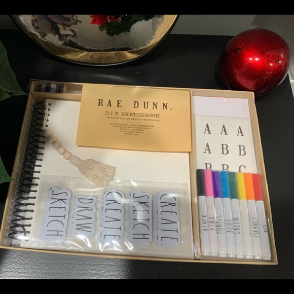 RAE DUNN SKETCH PAD & MAGNET SET - Picture 2 of 3